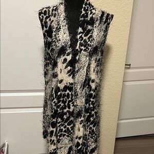 Chic Black and White Animal Print Vest